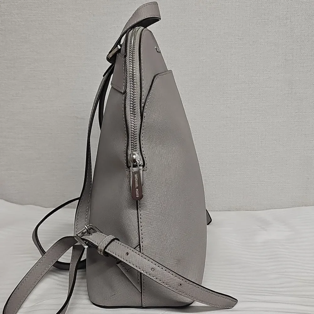 MICHAEL KORS EMMY SAFFIANO BACKPACK BFPM-06-102